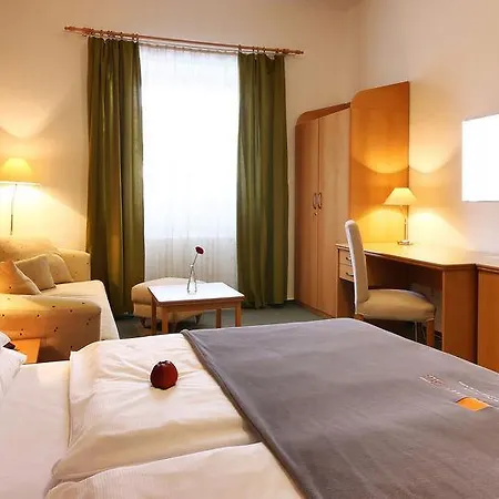 City Apart Hotel Brno 3* Брно