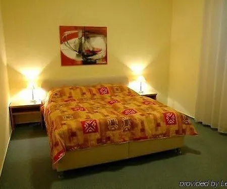City Apart Hotel Brno 3*