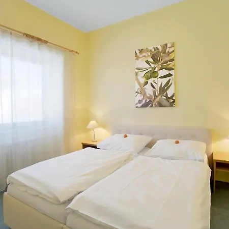 Отель City Apart Hotel Brno Брно